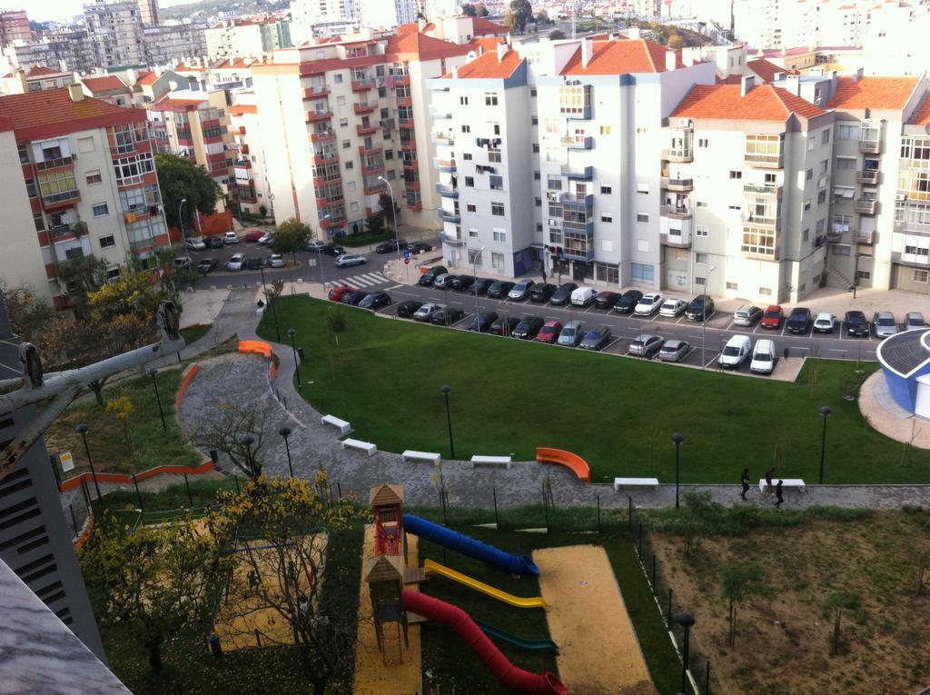 In Bed With Lisbon 5N Apartment อามาโดรา ภายนอก รูปภาพ